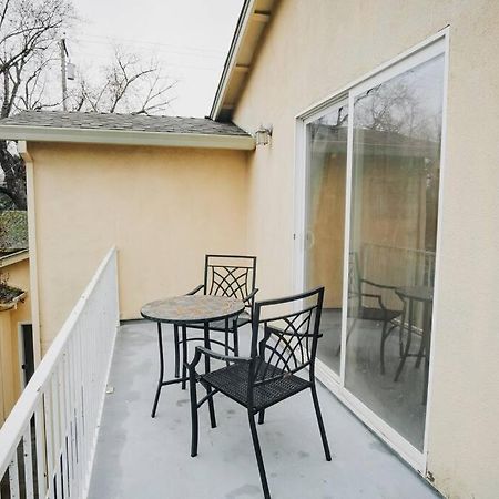 Gorgeous Upstairs Studio With Patio And Laundry Chico Exterior foto